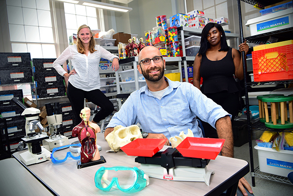 Nonprofit Solves Thorny Issue for STEM Teachers